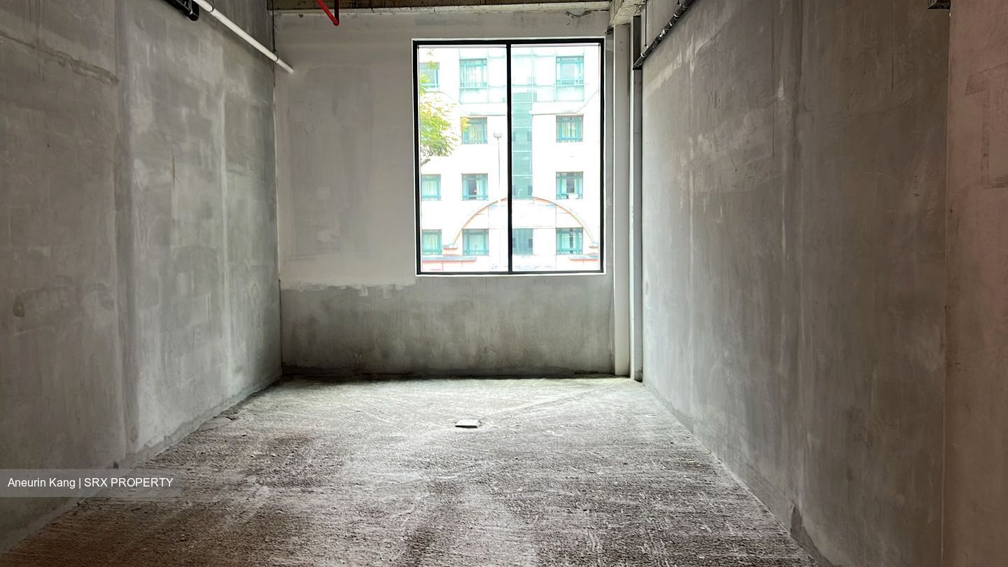 Shaw Plaza (D12), Retail #416850401